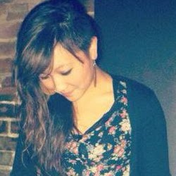 Kristen Maynard Photo 5