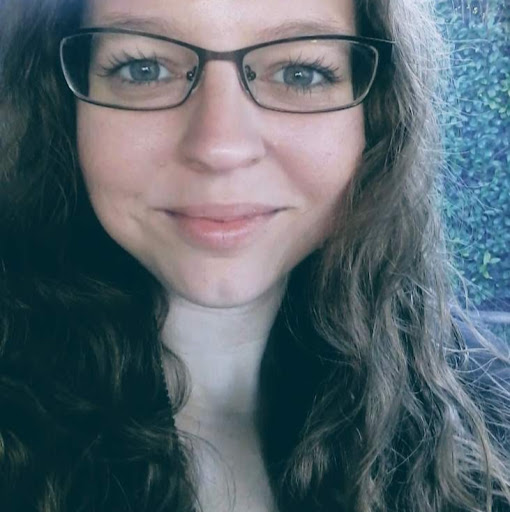 Sarah Dietz Photo 18