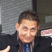 Robert Velez Photo 14