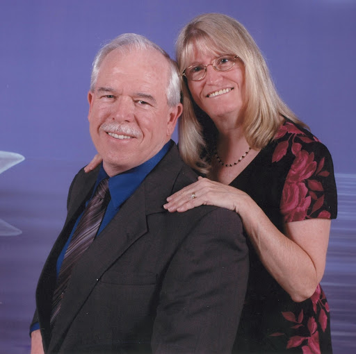 Linda Carlson Photo 11