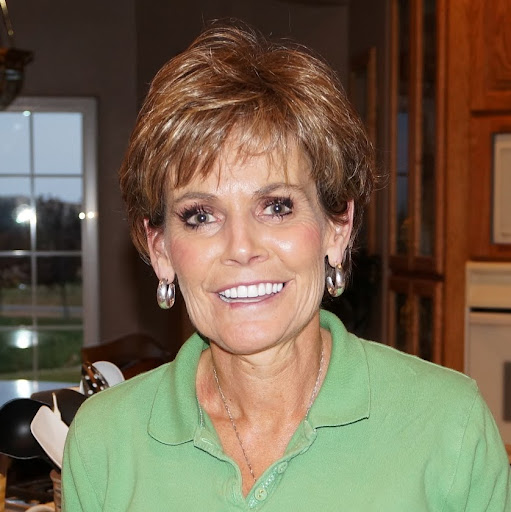 Catherine Magee Photo 35