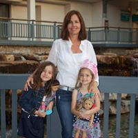 Robin Ackerman Photo 10