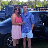 Shelly Hughes Photo 20