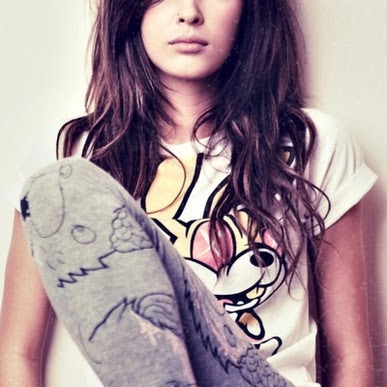 Alexandra Williams Photo 26