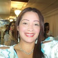 Gina Lind Photo 4