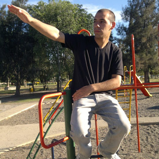 Nicolas Roth Photo 8