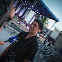 Christian Brown Photo 12