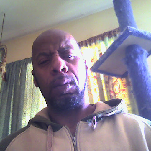 Roger Rhodes Photo 21