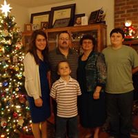 Melissa Holmes Photo 44