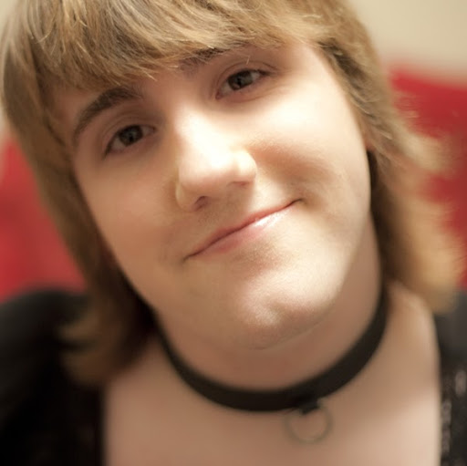 Amelia Smith Photo 20
