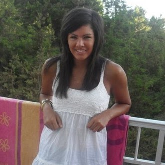 Alexandra Russell Photo 19