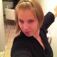 Julie Bolduc Photo 31