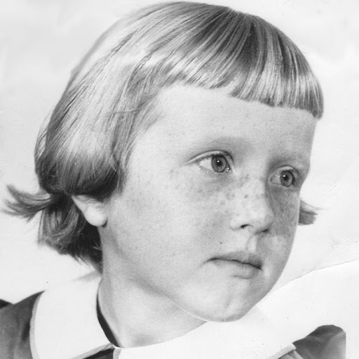 Patricia Chapman Photo 21