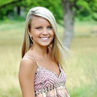 Caitlin West Photo 14