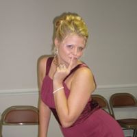 Rebecca Robertson Photo 25