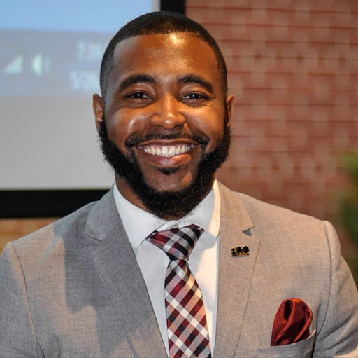 Derrick Walker Photo 17