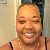 Traci Hutchings Photo 2