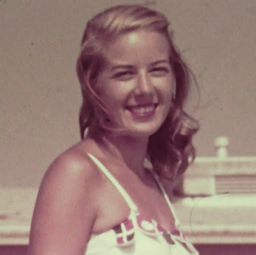 Kathleen Hecker Photo 9