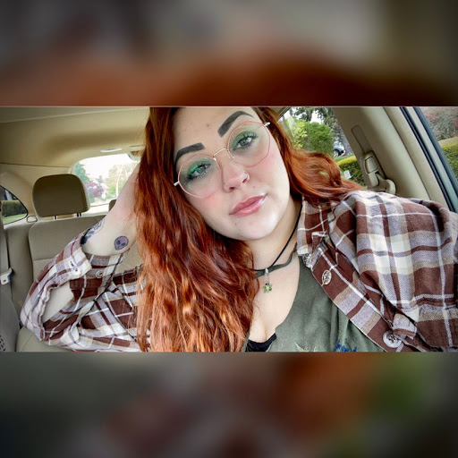 Stephanie Gregory Photo 10