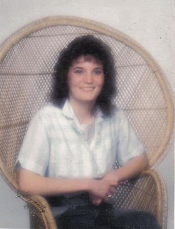 Tracy Grimes Photo 23