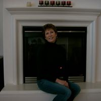 Joni Evans Photo 15