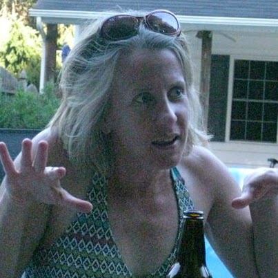 Anne Holmes Photo 40