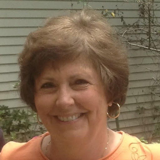 Linda Gatlin Photo 15
