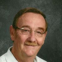 Tracy Dennis Photo 22