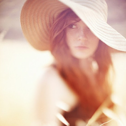 Caroline Sweet Photo 3