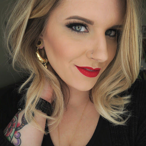 Emily Childers Photo 19