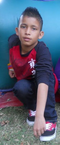 Juan Ambriz Photo 19