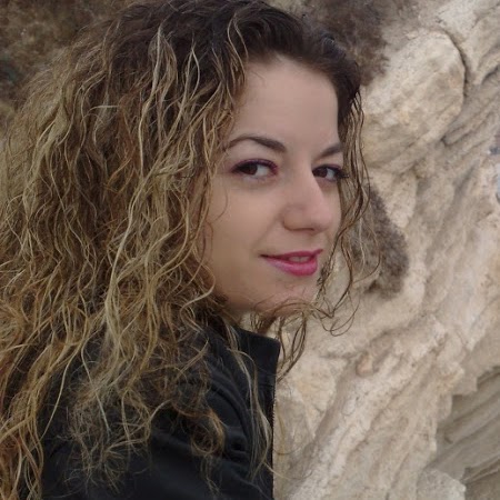 Janet Chandler Photo 28