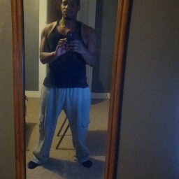 Derrick Johnson Photo 18
