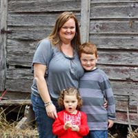 Julie Horne Photo 22