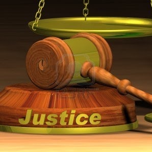 Jennifer Leigh Photo 16