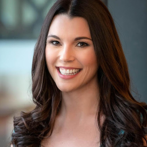 Stephanie Harrison Photo 38