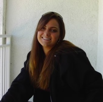 Stephanie Sills Photo 3