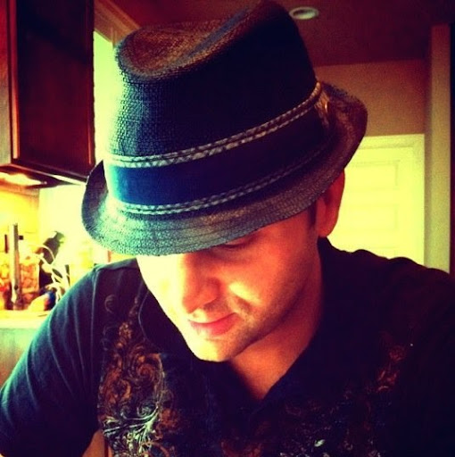 Corey Thompson Photo 12