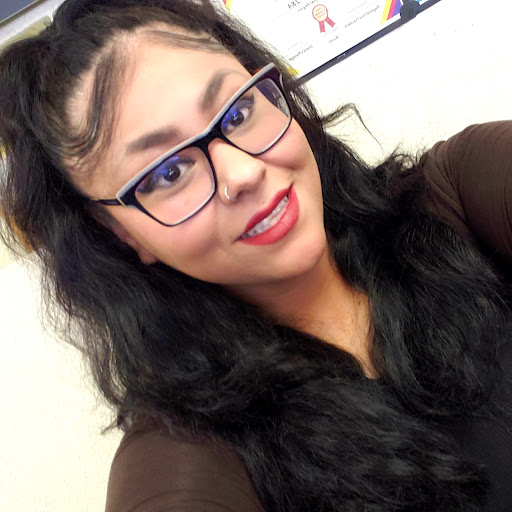 Denise Bernal Photo 13
