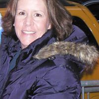 Andrea Ross Photo 17