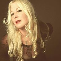 Nancy Gee Photo 17