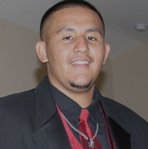 Erick Chavarria Photo 25