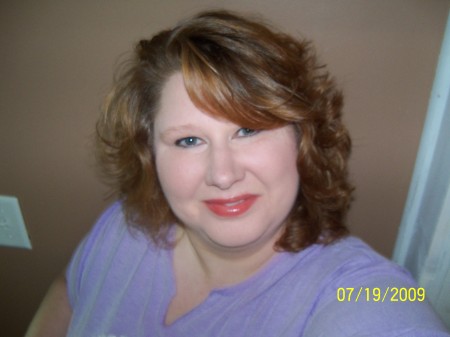 Lisa Burnett Photo 29