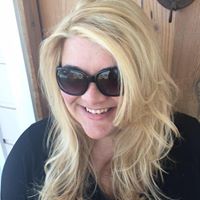 Michelle Larkin Photo 20