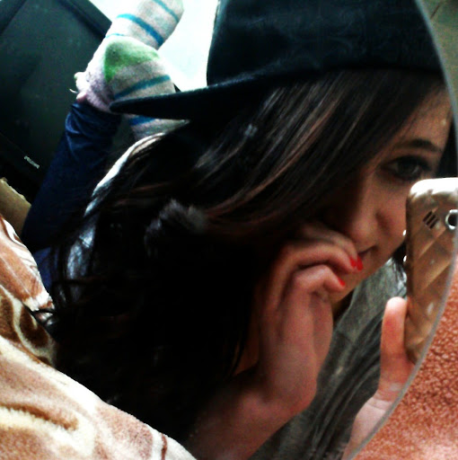 Caroline Sweet Photo 4