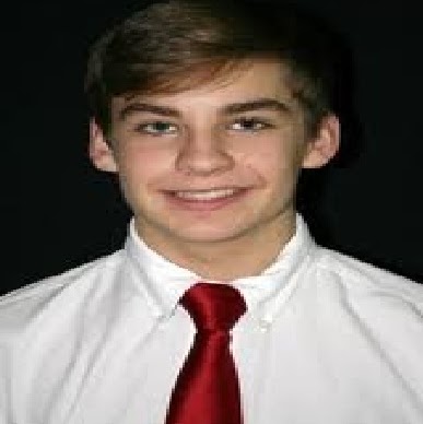 Evan Fleming Photo 11