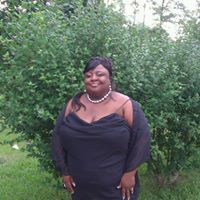 Michelle Hooper Photo 45
