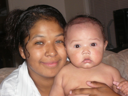 Jessica Castaneda Photo 32