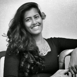 Anna Abraham Photo 12