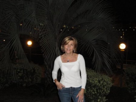 Sharon Burt Photo 28